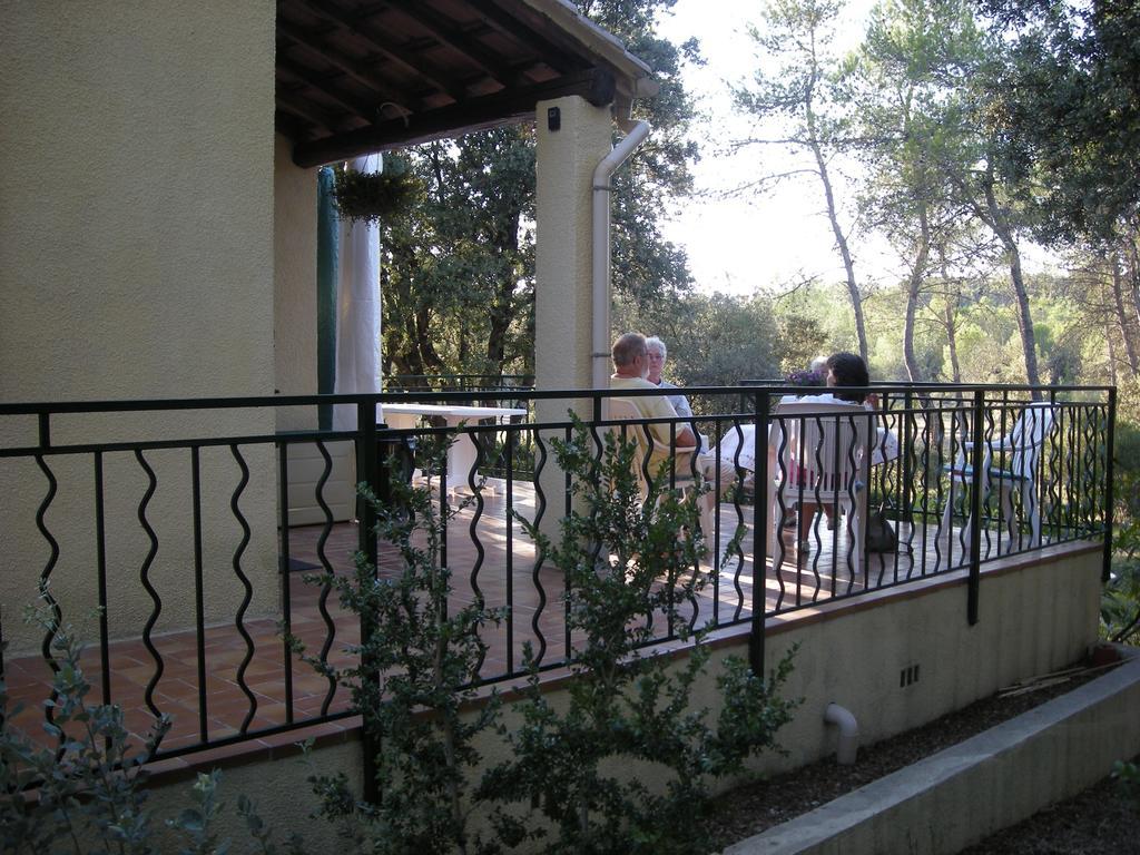 Bungalow Claret Vacquieres  Екстер'єр фото