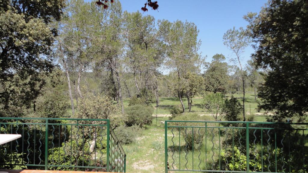 Bungalow Claret Vacquieres  Екстер'єр фото