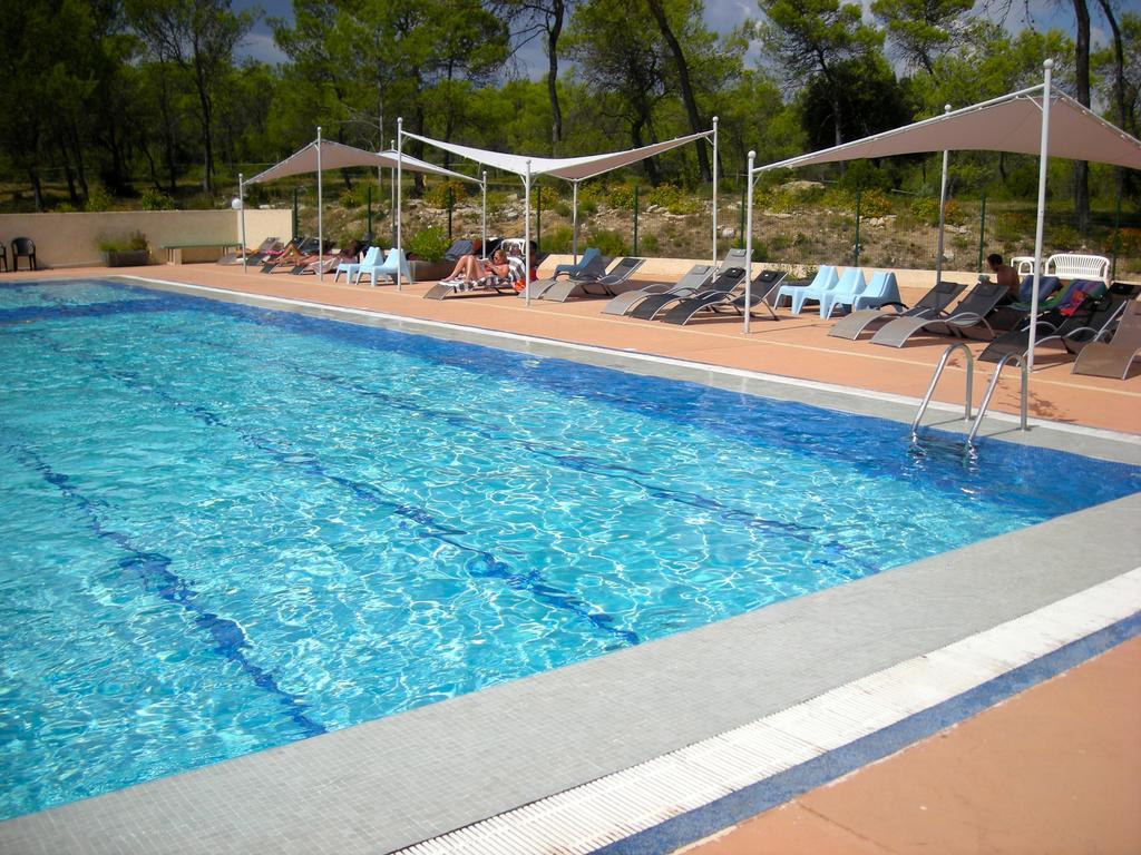 Bungalow Claret Vacquieres  Екстер'єр фото